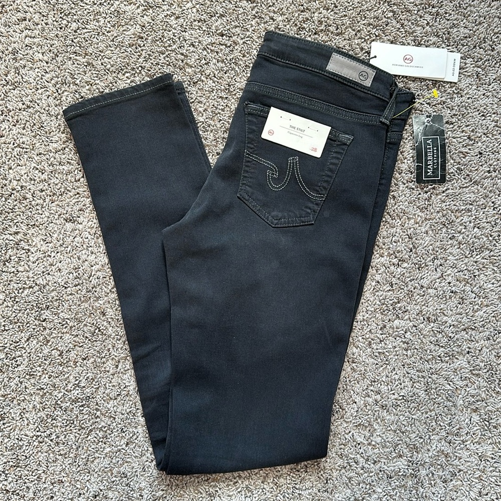 AG Stilt 2yrs Carbon Cigarette Leg AG-ed Jeans